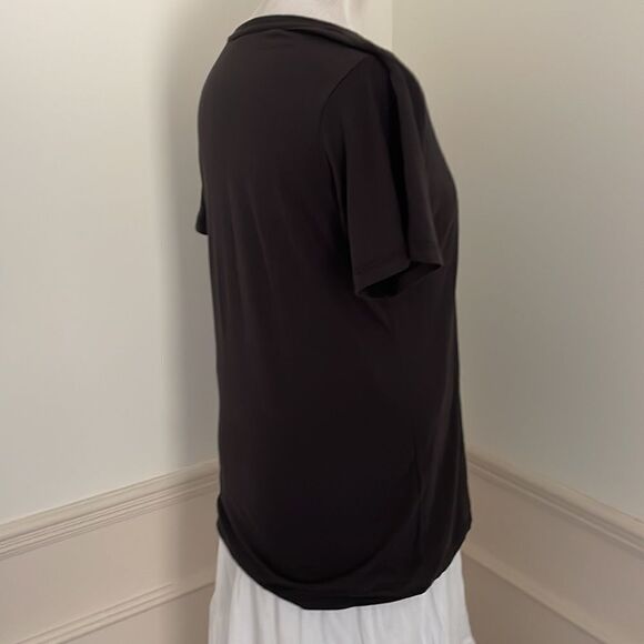 Black T-shirt, new with tags, silver skull, print women’s small - Picture 4 of 4